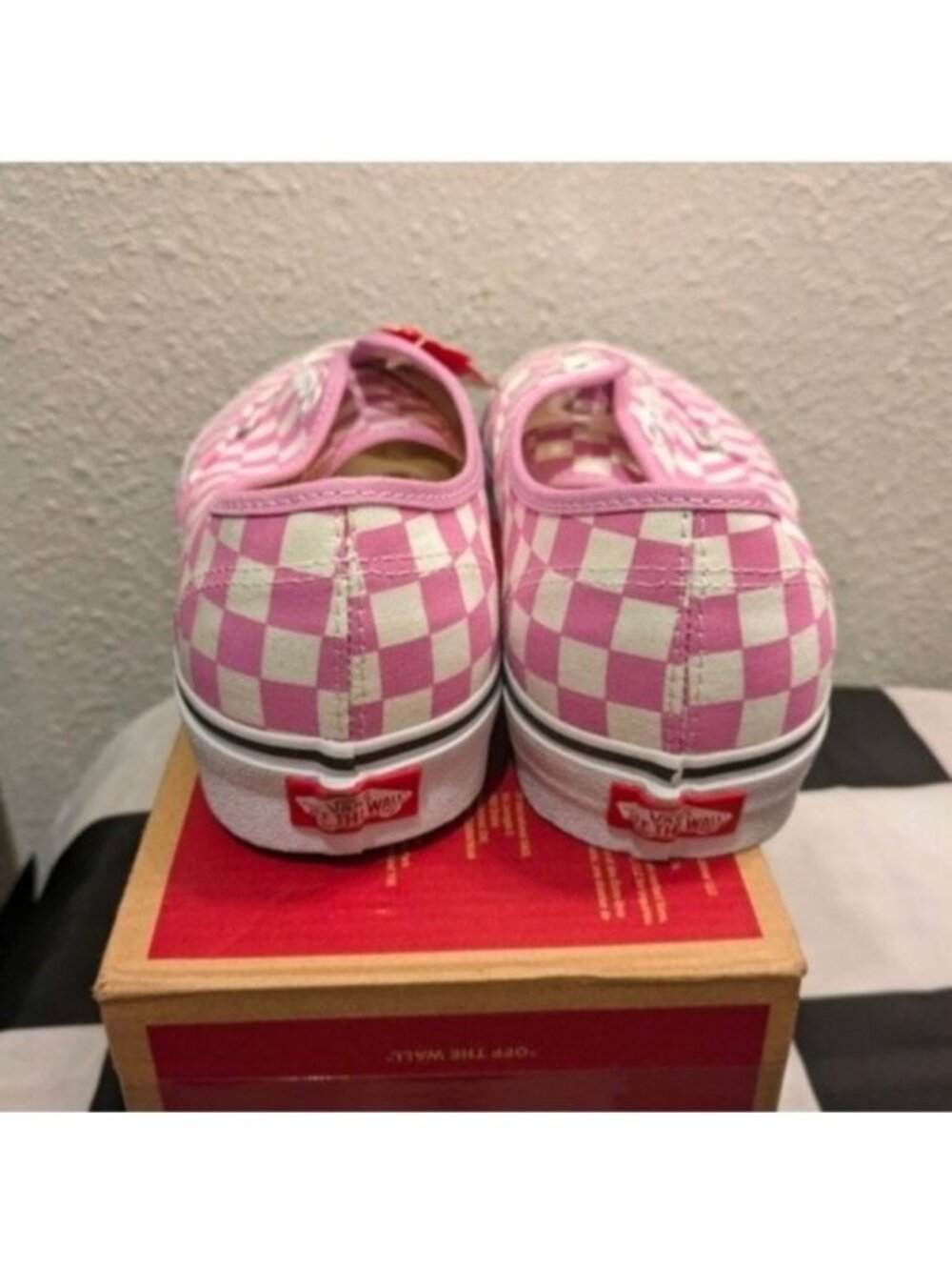 Vans Authentic Checkerboard Men Size 11.5 Orchid and White Pink 0826 - Picture 9 of 11